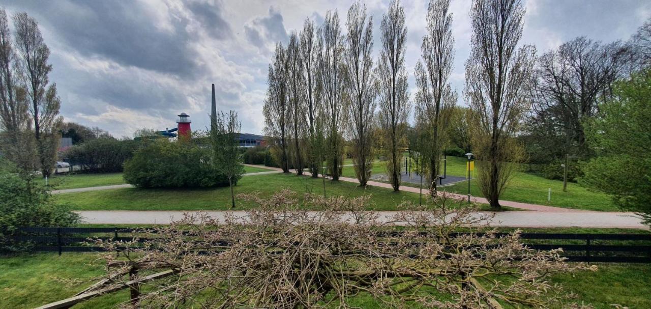 Ferienhaus Am Wellenpark Norddeich エクステリア 写真